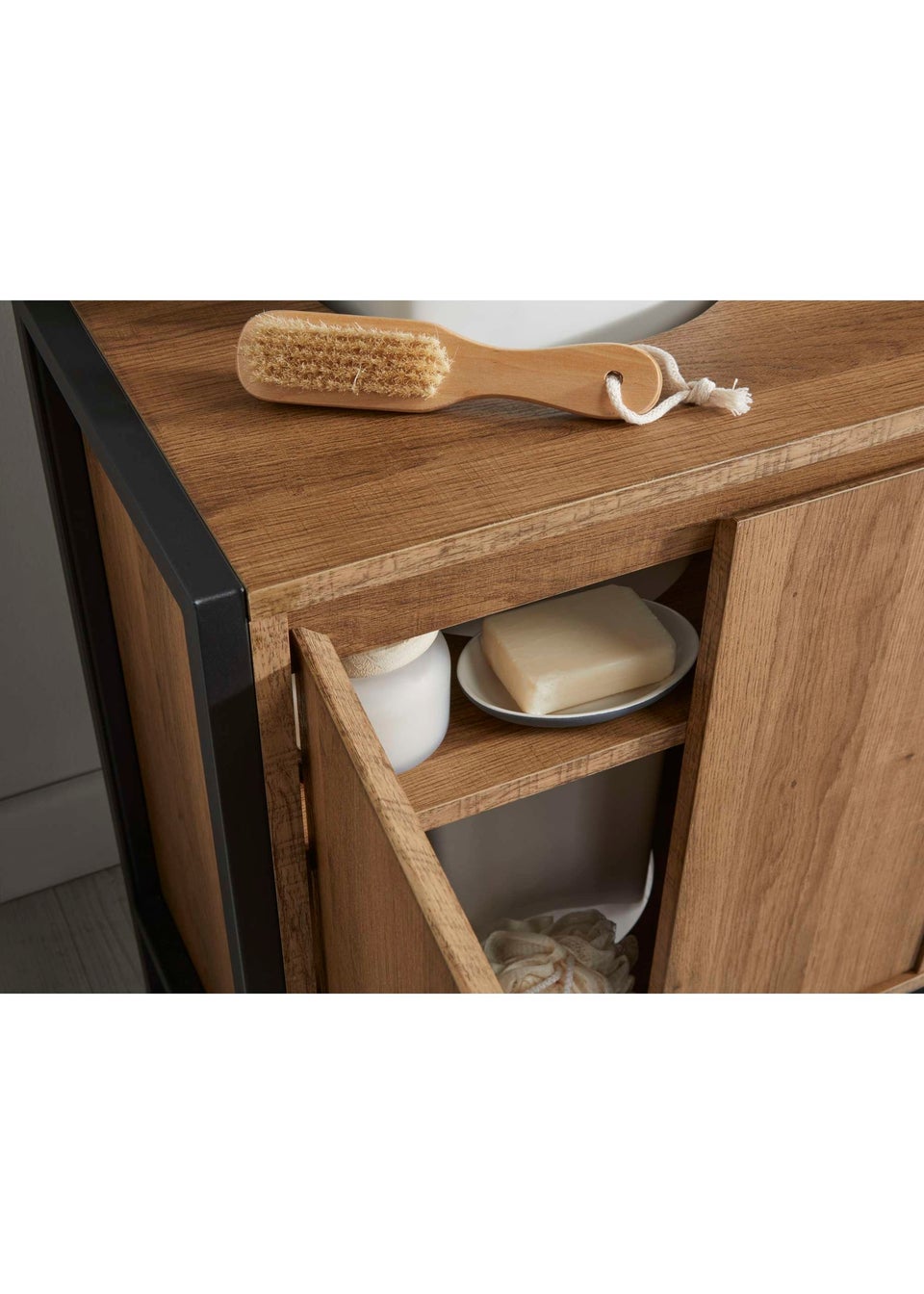 Lloyd Pascal Brown Madley Under Basin