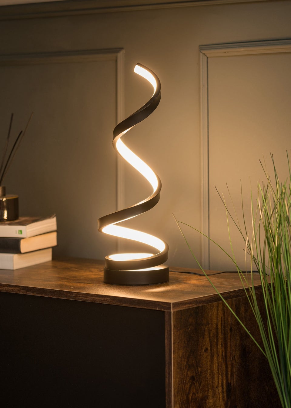 ValueLights Infinity  Matt Black Single Twist LED Table Lamp (41.5cm x 12cm x 12cm)