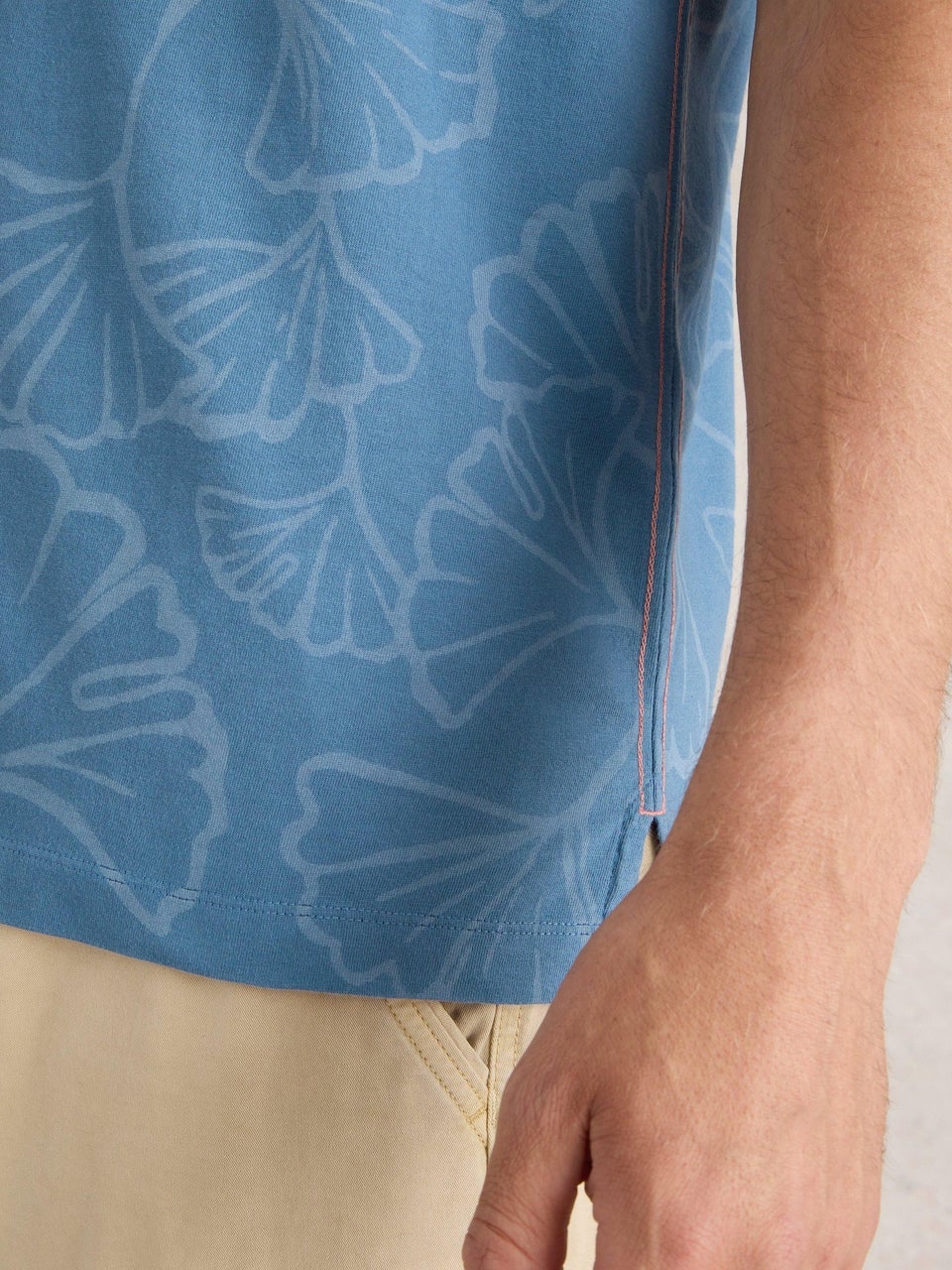 T-Shirt mit floralem Print