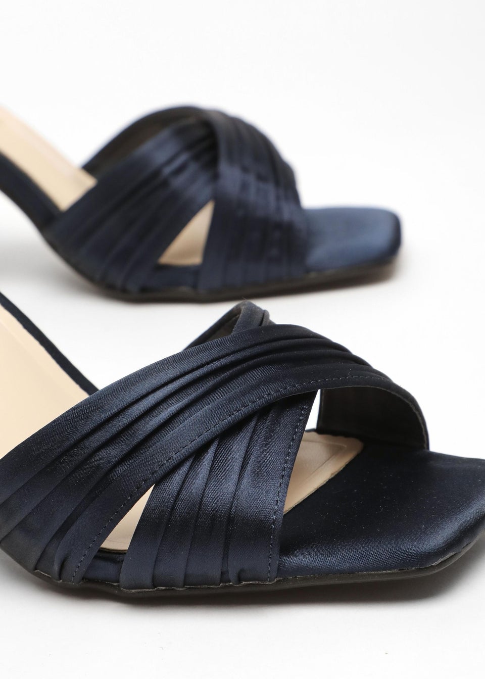 Quiz Navy Wide Fit Satin Pleated Block Heel Sandals