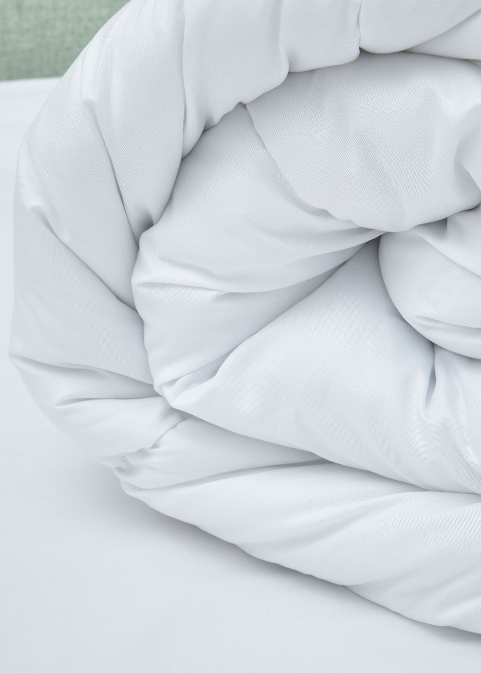 Catherine Lansfield Anti Allergy 4.5 Tog Hollowfibre Duvet