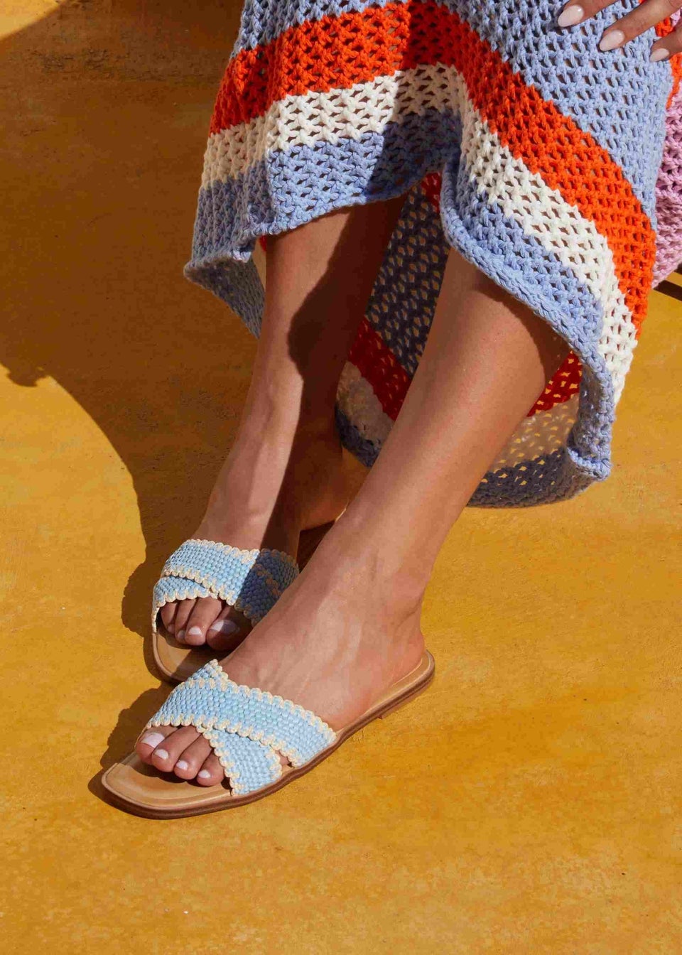 Linzi flip flops top
