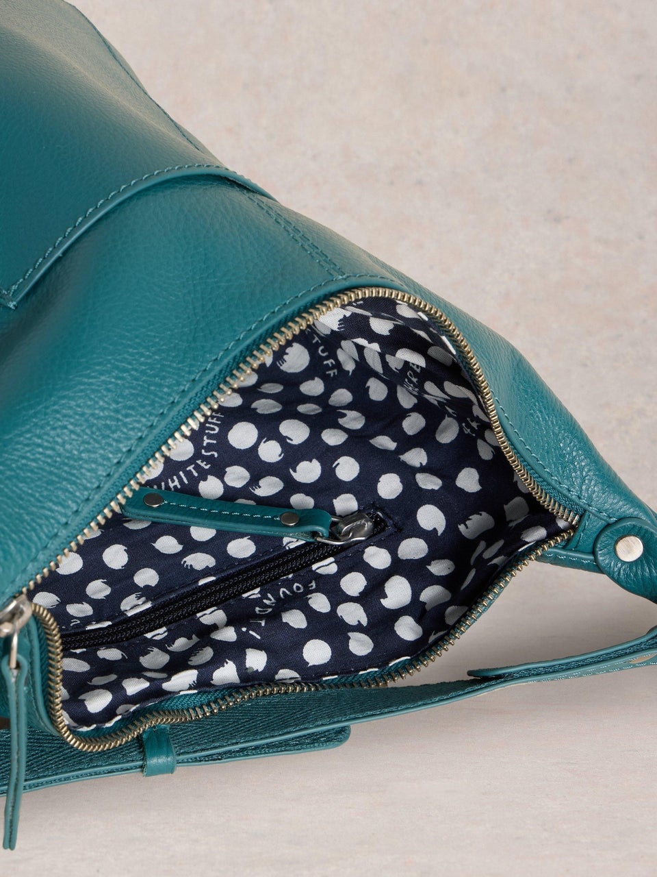 Fern Crossbody Tasche aus Leder White Stuff