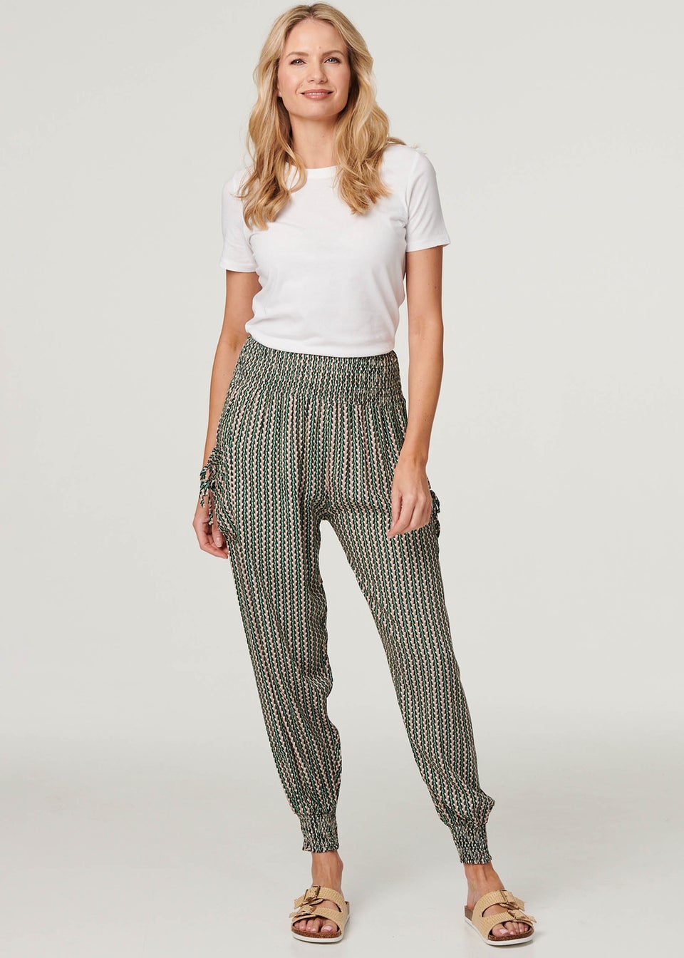 Harem pants matalan top