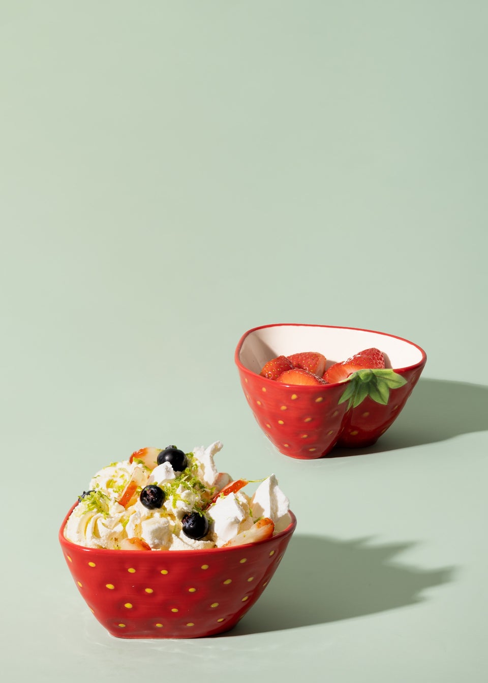 Typhoon World Foods Set of 2 Strawberry Bowls (12cm)