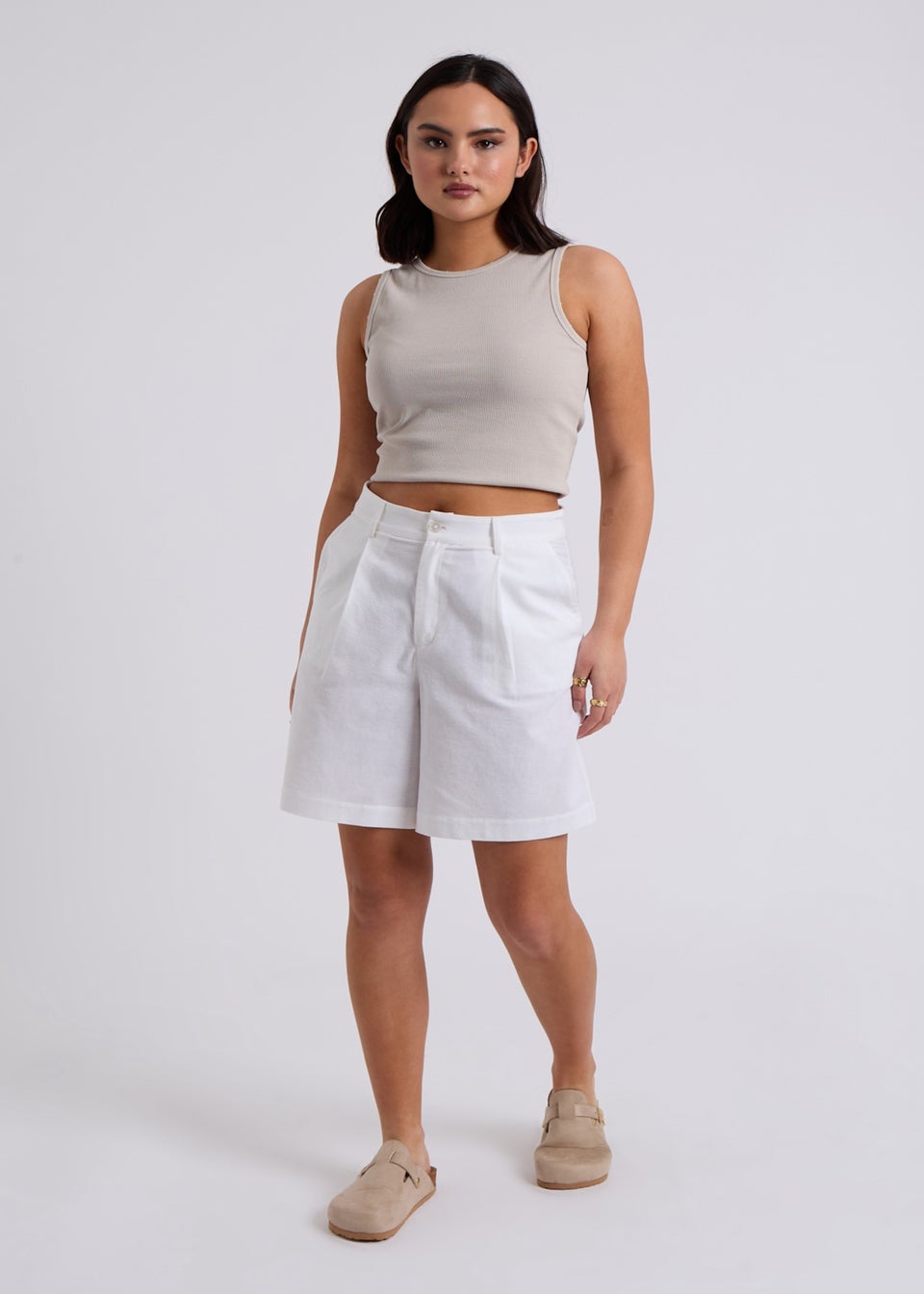 Urban Bliss White Linen Blend Short