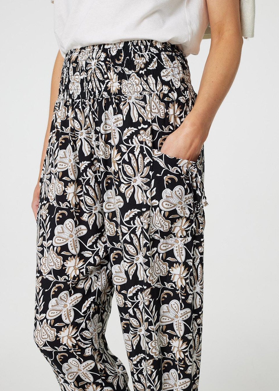 Izabel London Black Floral Print Relaxed Harem Pants