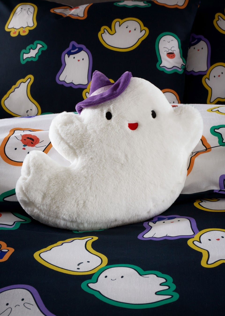 Catherine Lansfield Halloween Ghosts 3D Shaped Cushion (35x42cm)