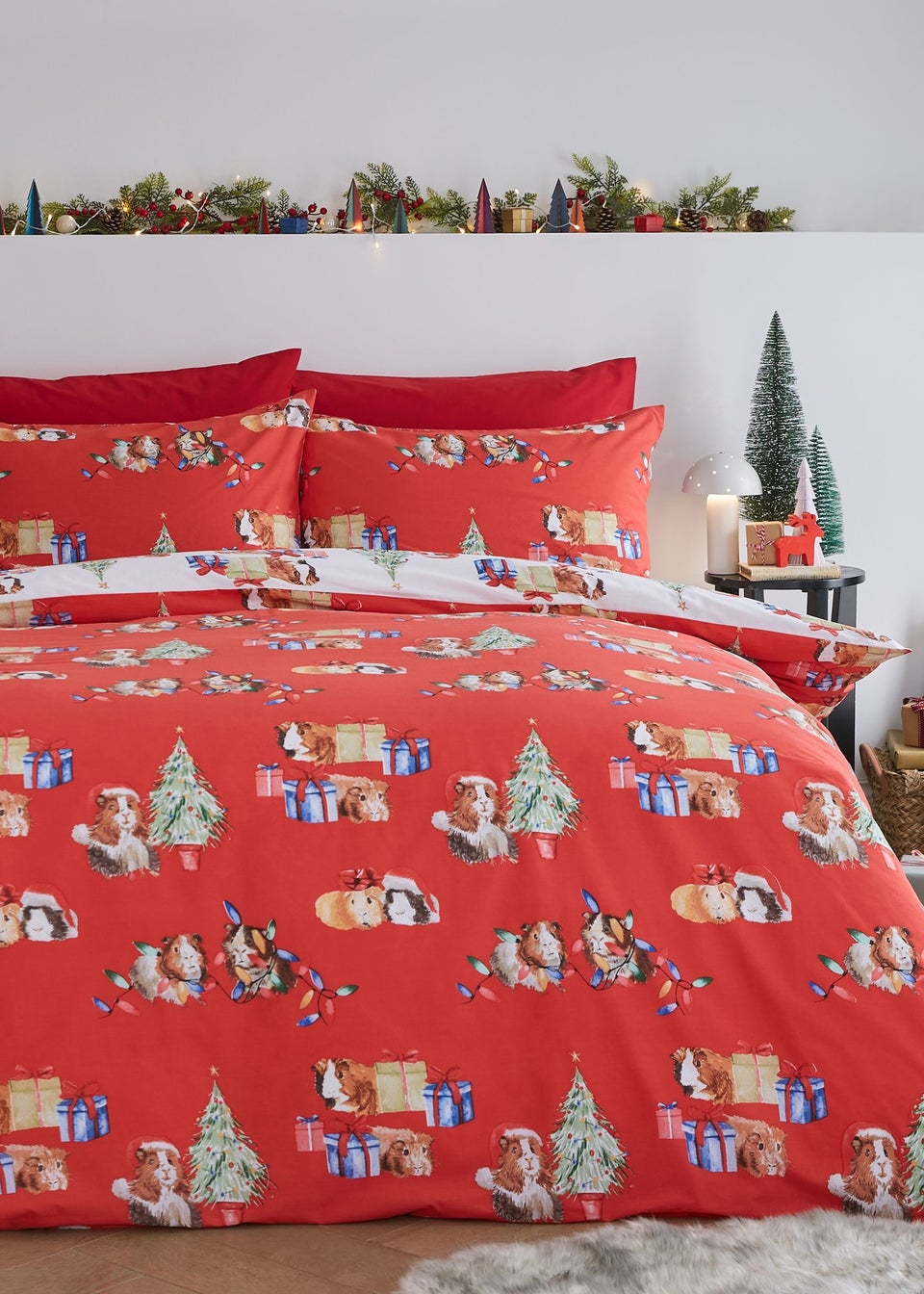 Catherine Lansfield Christmas Guineapig Reversible Duvet Cover Set