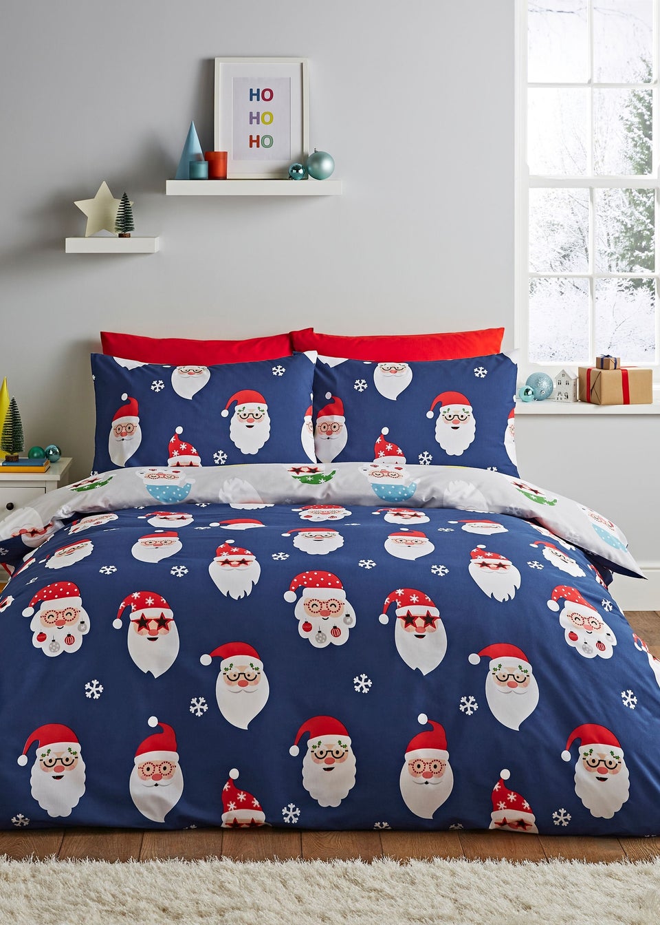 Catherine Lansfield Christmas Santa Spec-Tacular Reversible Duvet Cover Set