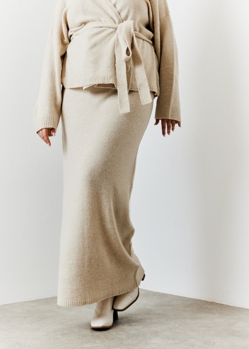 In The Style Oatmeal Knit Co Ord Maxi Skirt