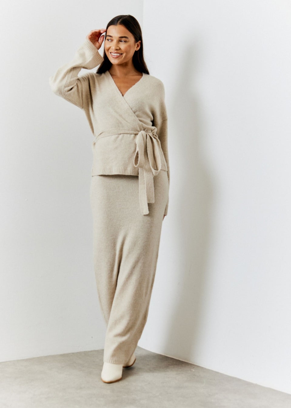 In The Style Oatmeal Knit Co Ord Maxi Skirt
