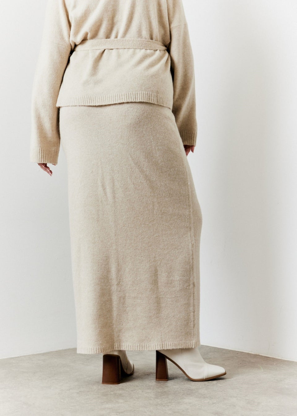 In The Style Oatmeal Knit Co Ord Maxi Skirt