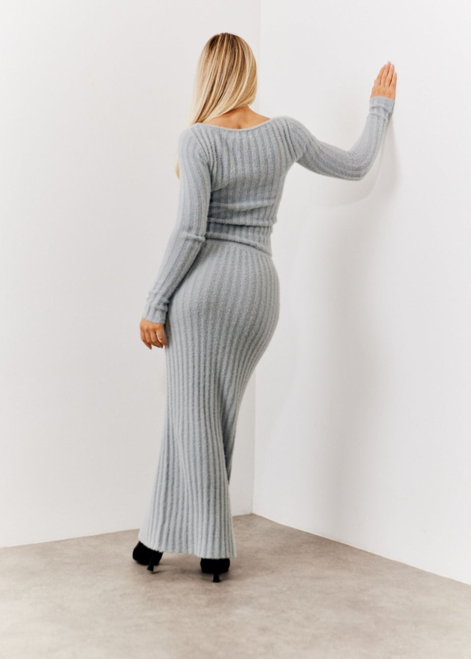 In The Style Grey Fluffy Ribbed Jumper