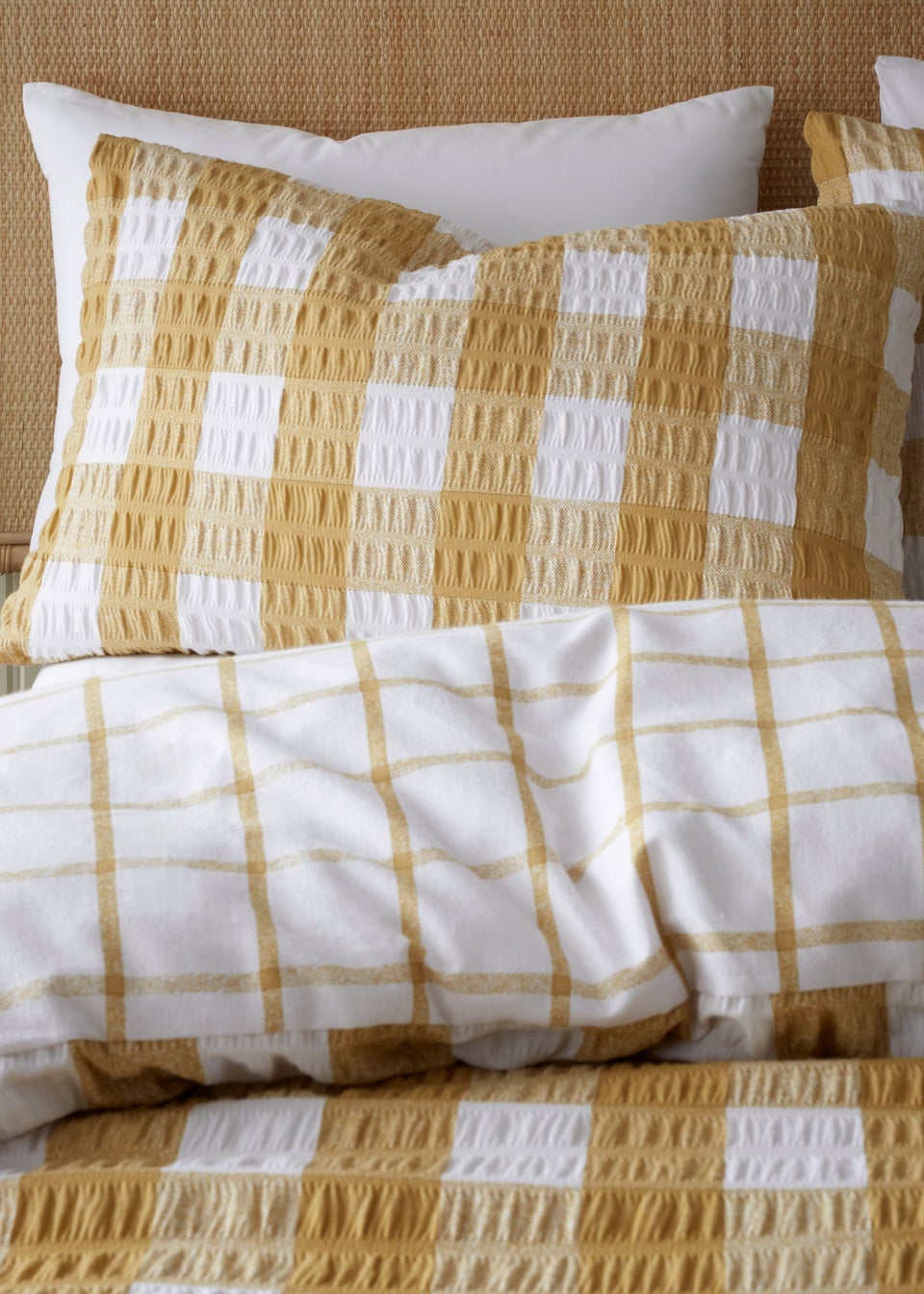 Catherine Lansfield Brushed Seersucker Gingham Reversible Duvet Cover Set