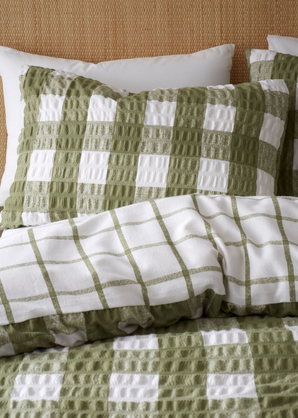 Catherine Lansfield Brushed Seersucker Gingham Reversible Duvet Cover Set