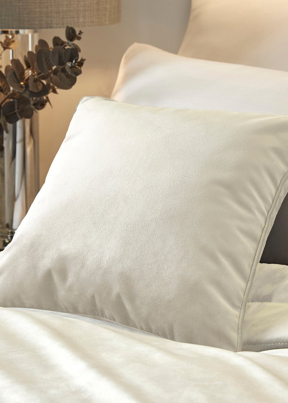 Laurence Llewelyn-Bowen Chic Ivory Velvet Bedspread