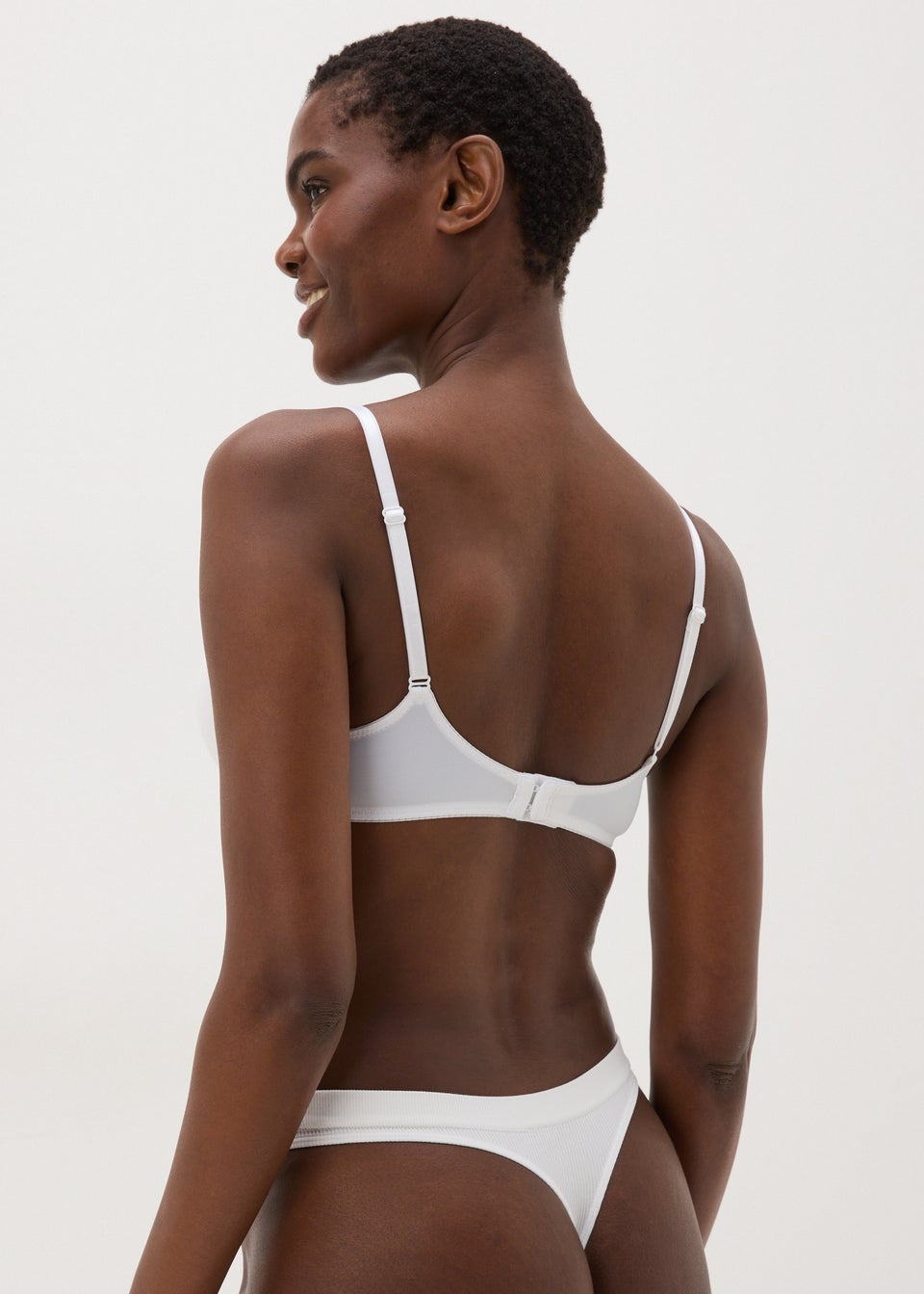 Cream Seamless Thong Knickers