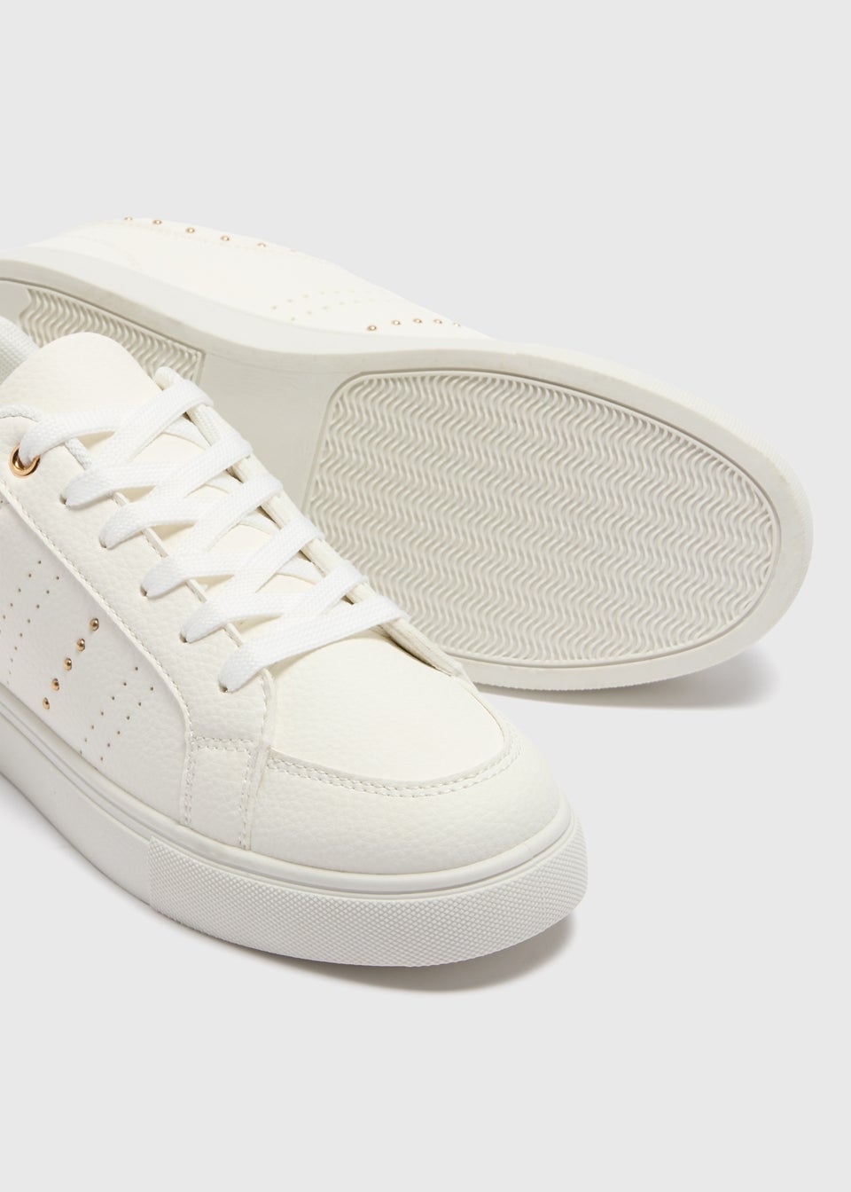 White Stud Trainers