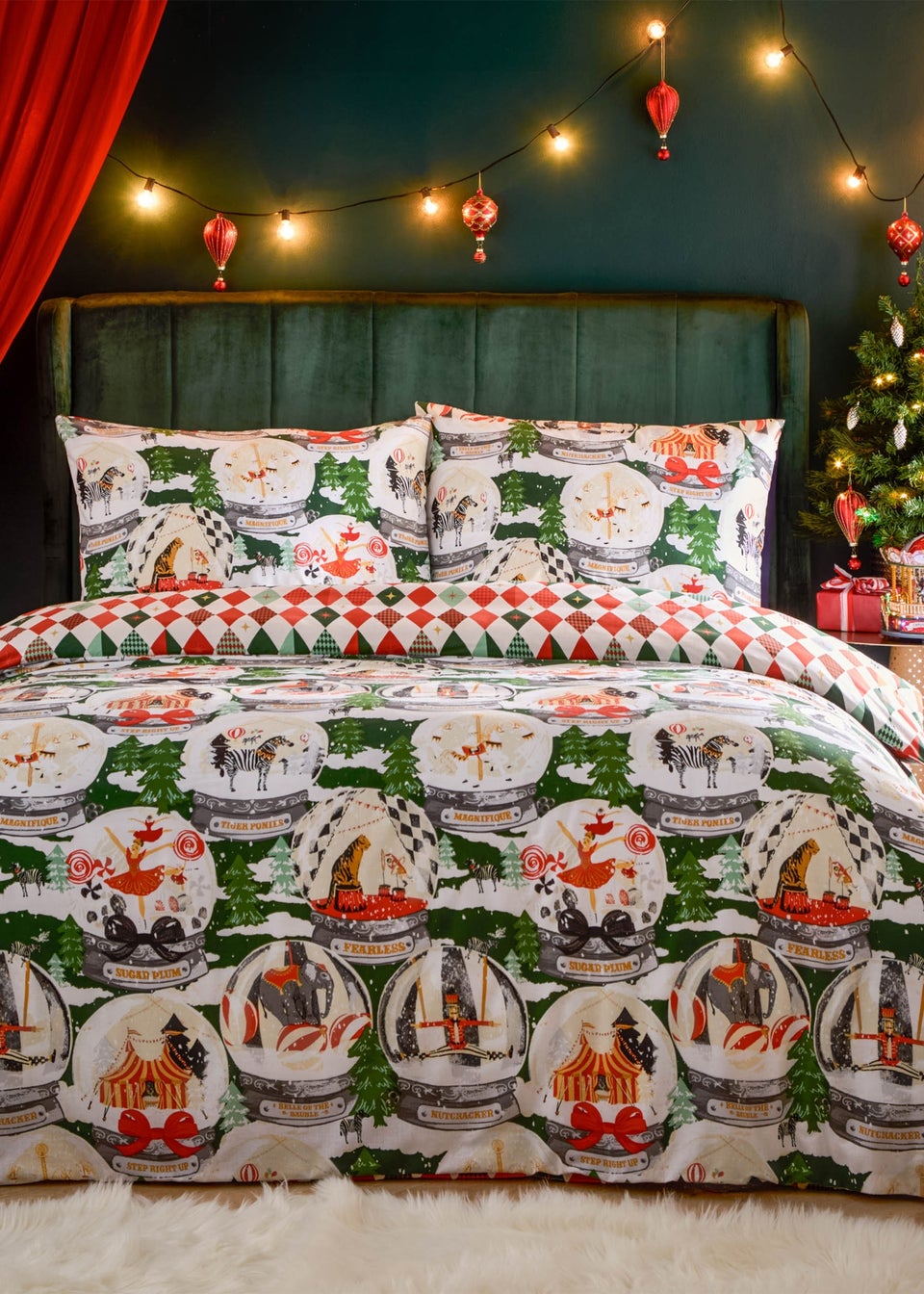 furn. Showtime Festive Duvet Cover Set