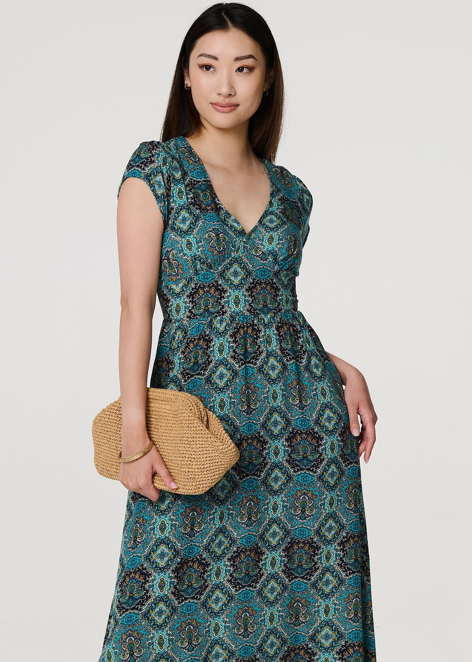 Izabel London Green Printed V-Neck Cap Sleeve Midi Dress