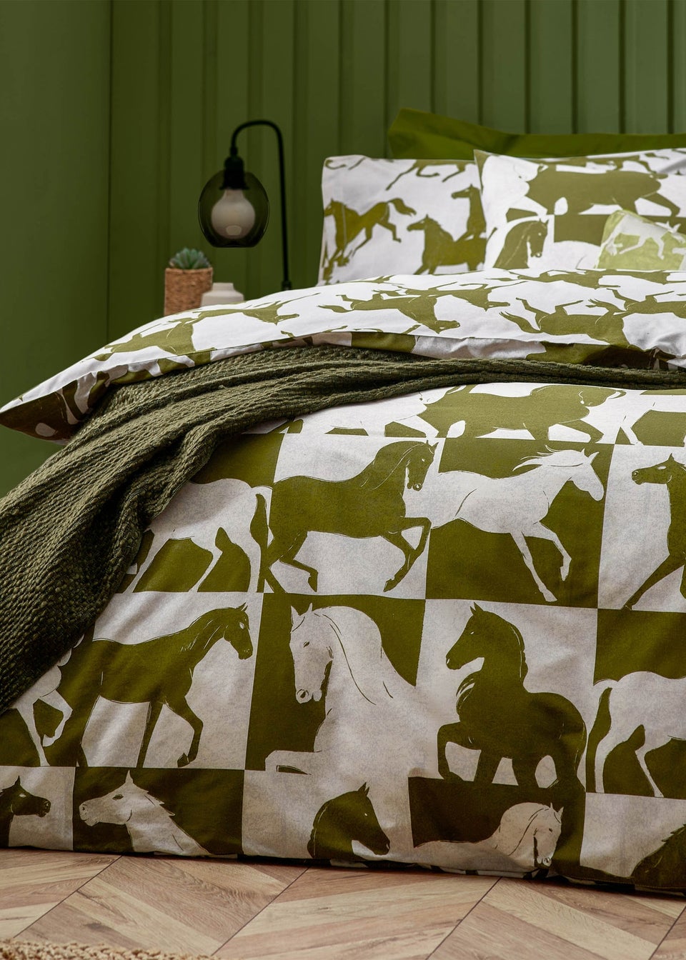 furn. Olive Herve Reversible Duvet Cover Set