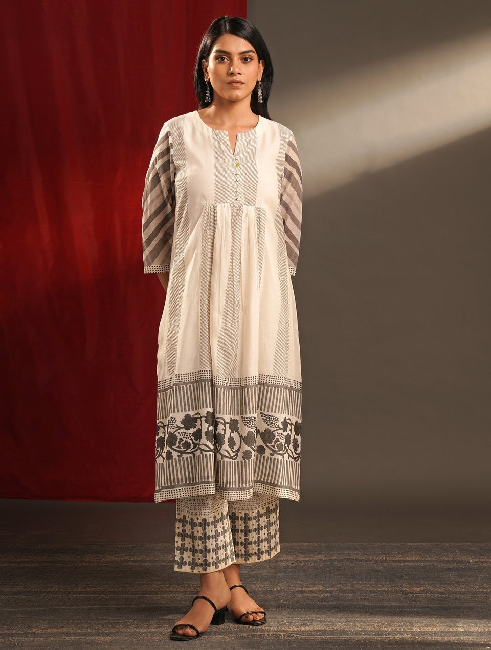 Women White Modal Regular Fit Block print Pant