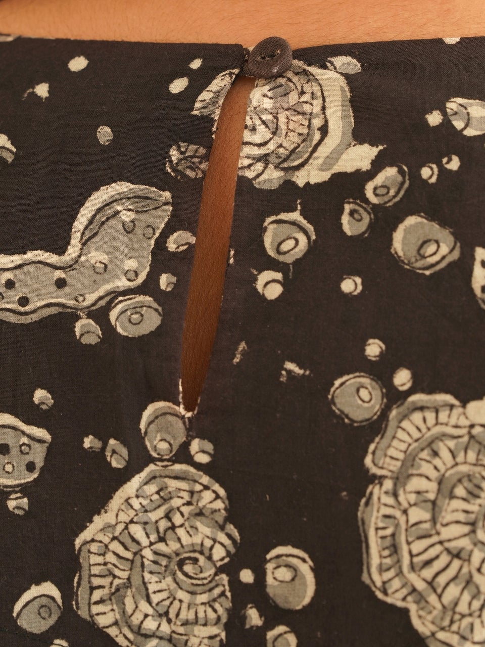 Women Black Cotton Flared Printed Kalamkari Kurta