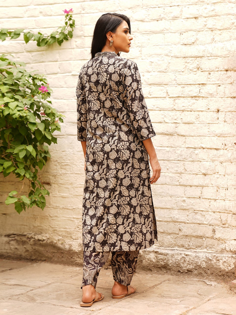 Women Black Cotton Straight Fit Printed Kalamkari Kurta Jaypore US