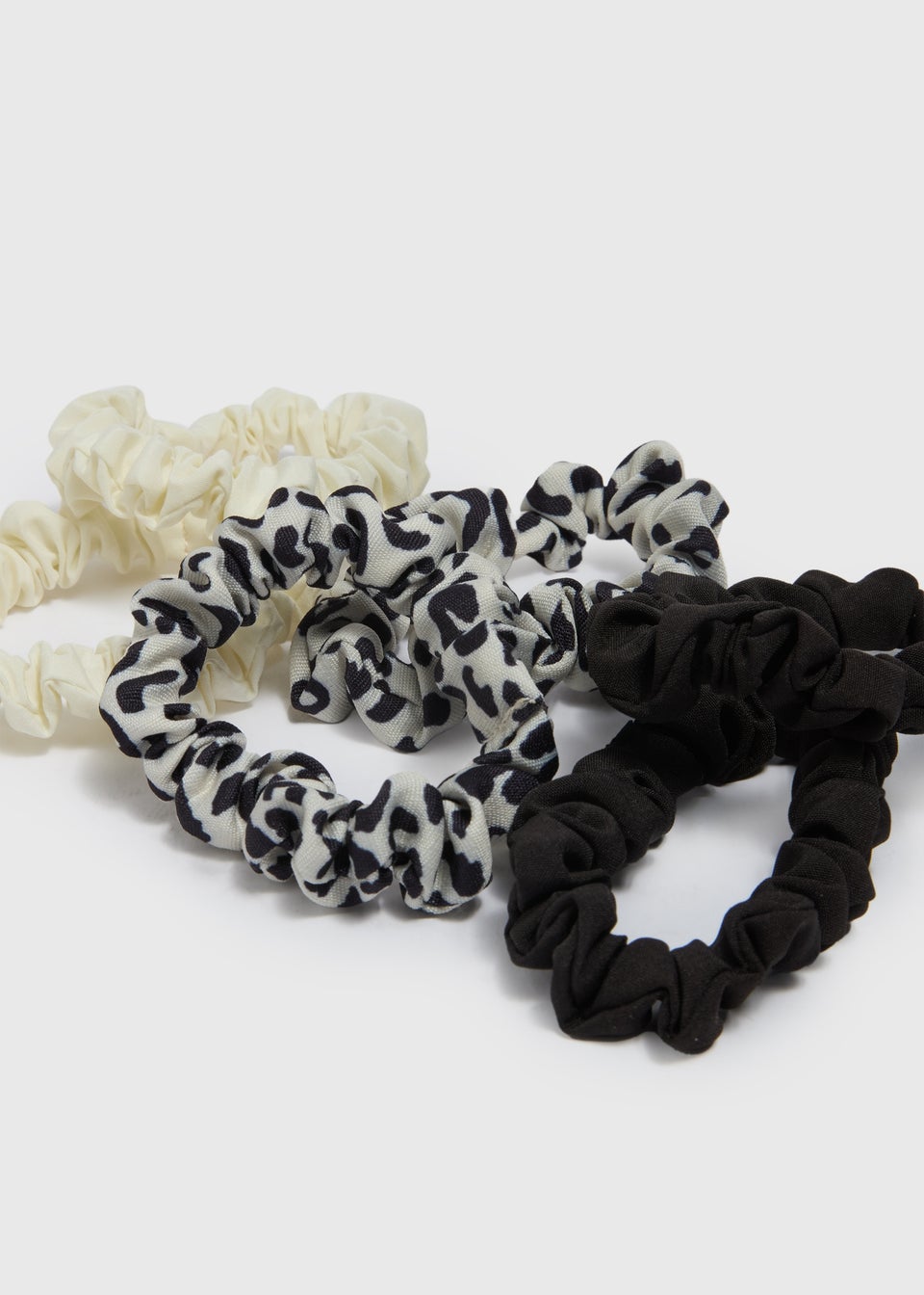6 Pack Black Mono Leopard Scrunchies