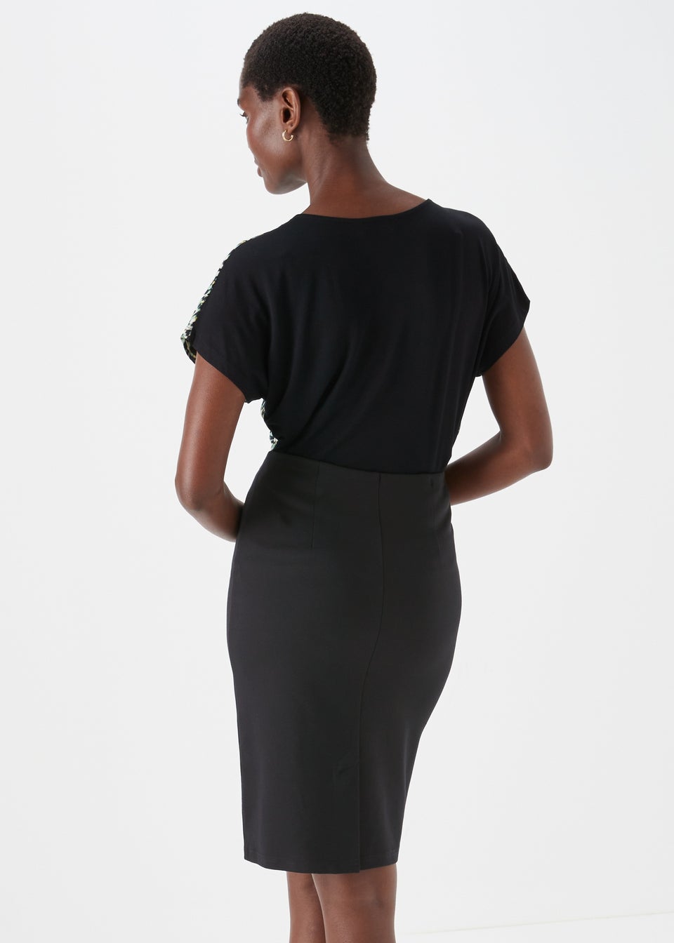 Et Vous Black Ponte Knee Length Skirt