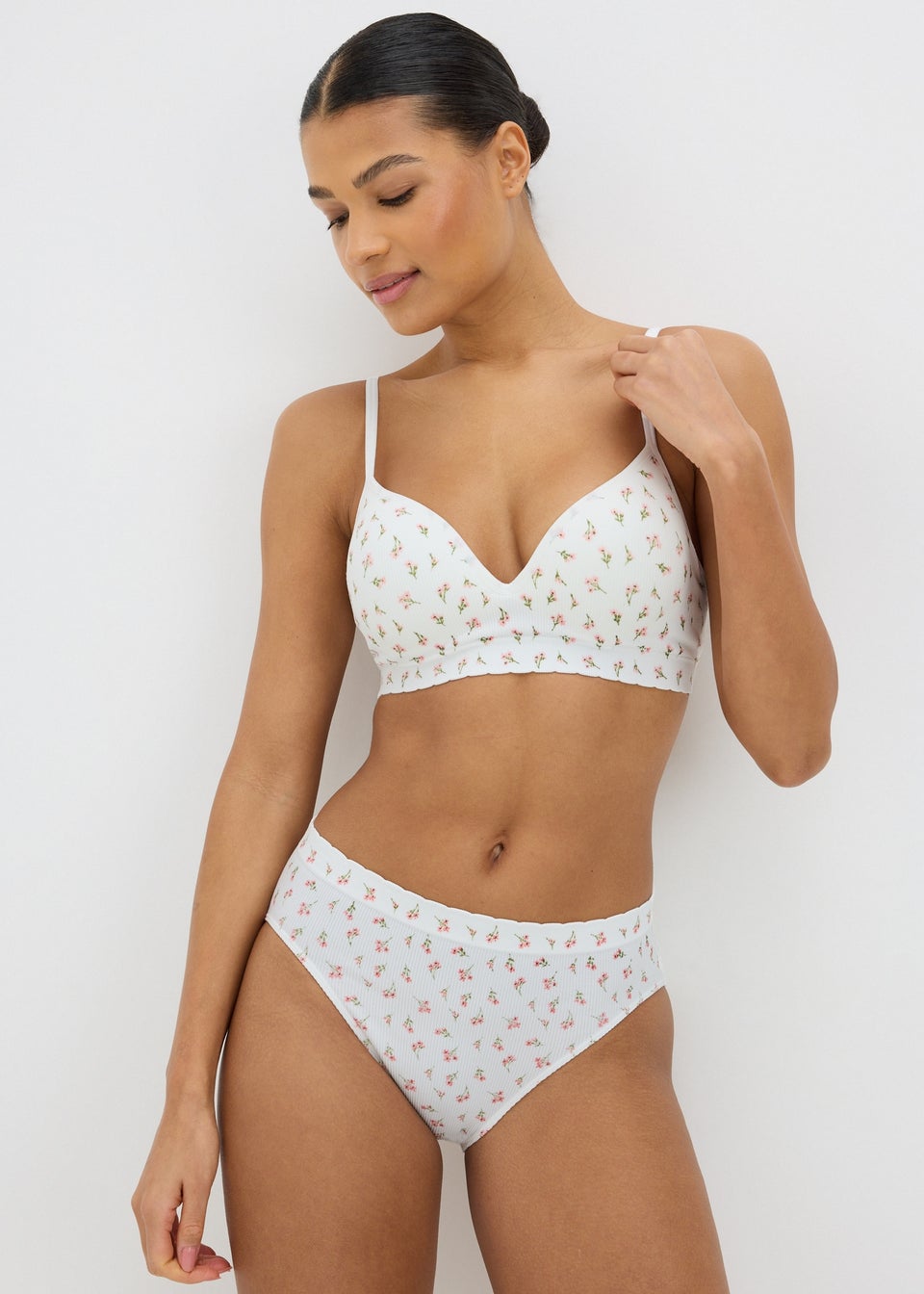 Cream 3 Pack Seamless Midi Knickers