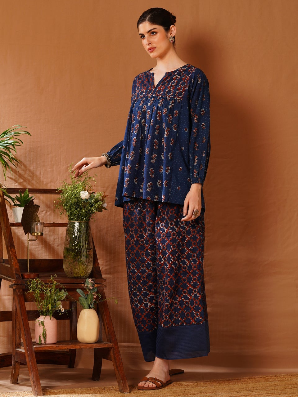 Women Indigo Blue Cotton Flared Printed Dabu Top