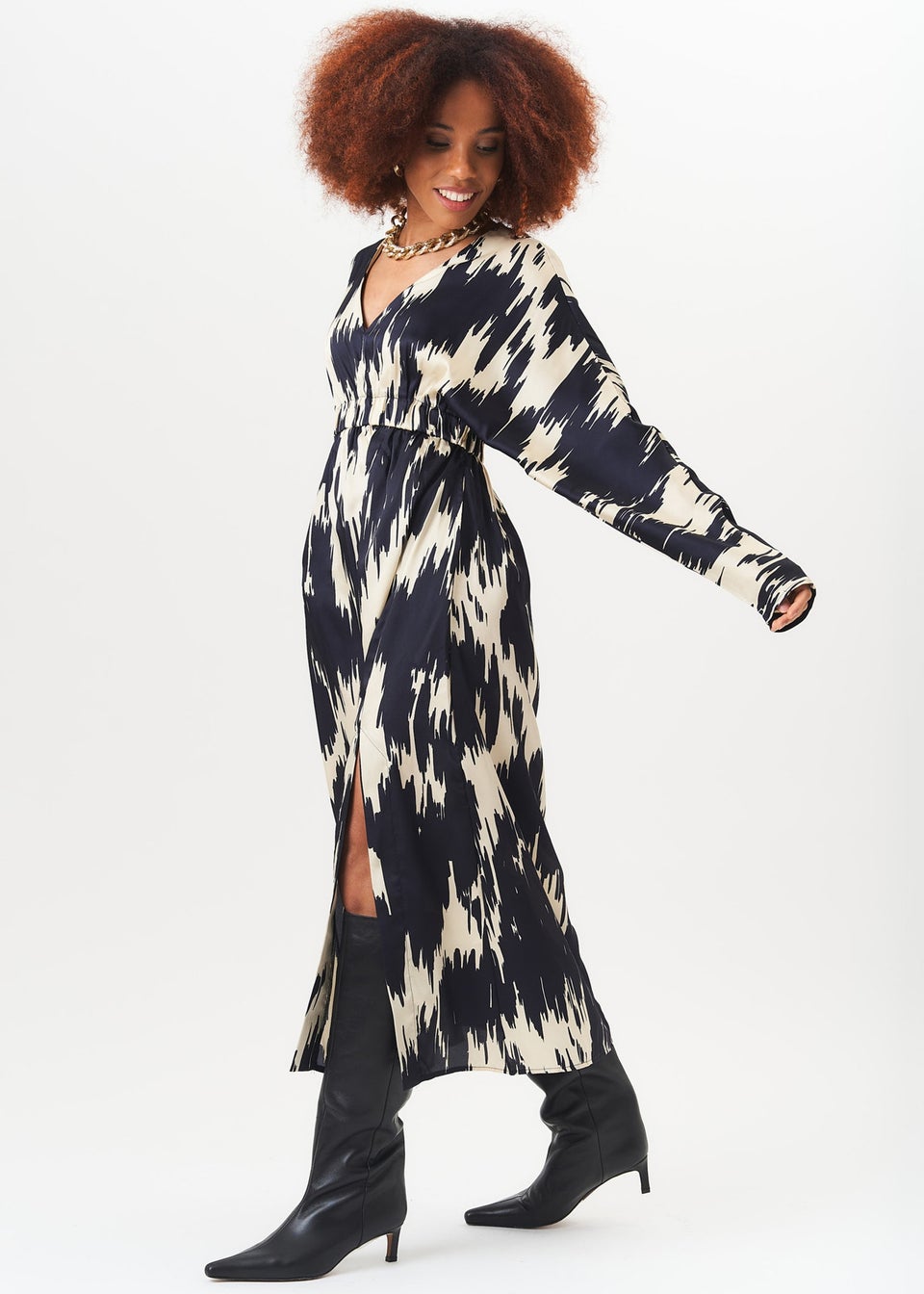 Gini London Mono Abstract Print Elasticated Waist Midi Dress