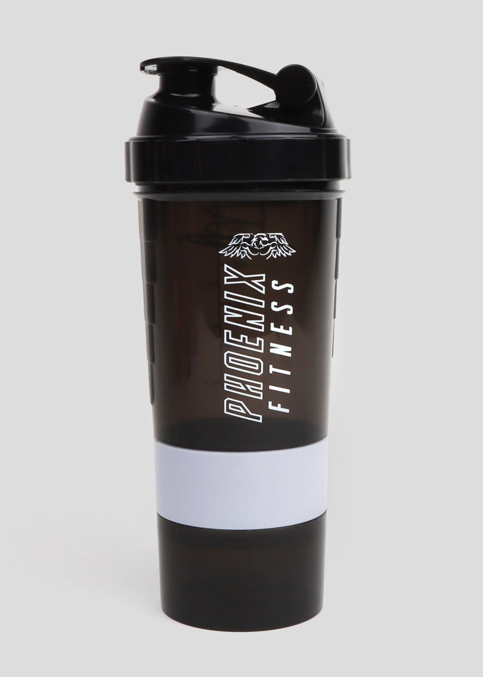 Protein shaker with compartment outlet