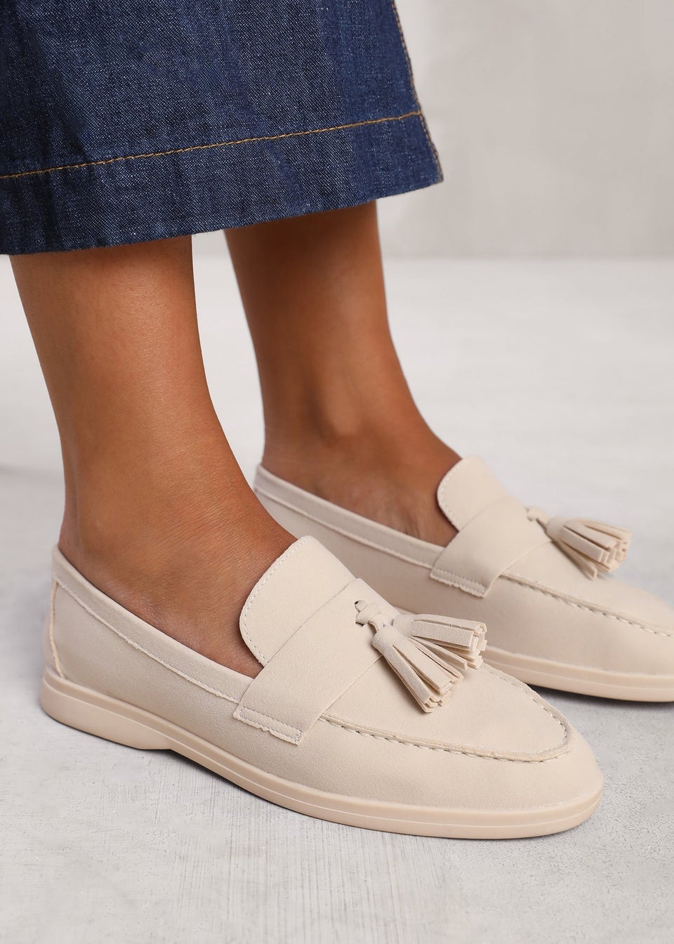 Womens loafers beige cheap
