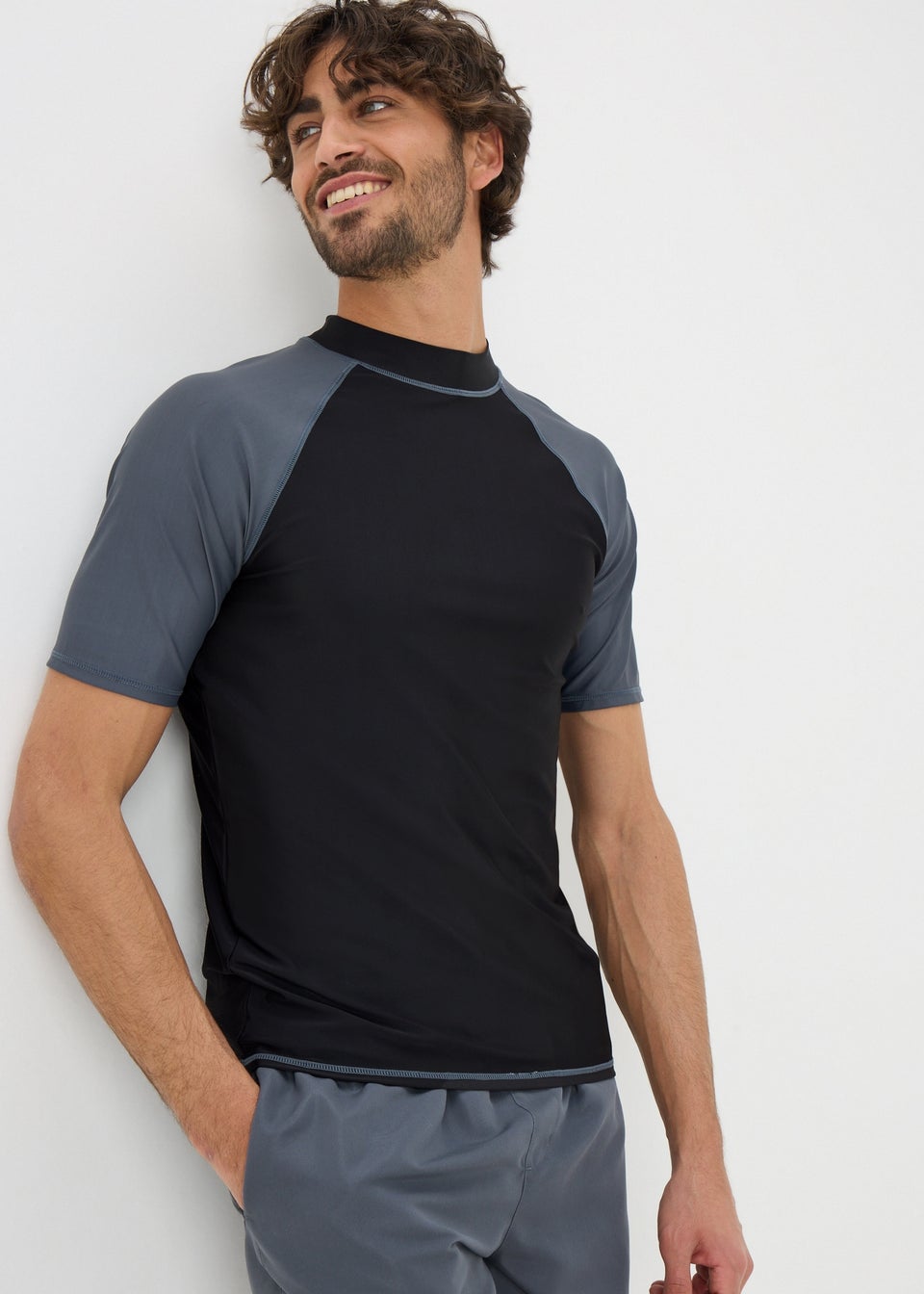 Black Rash Vest