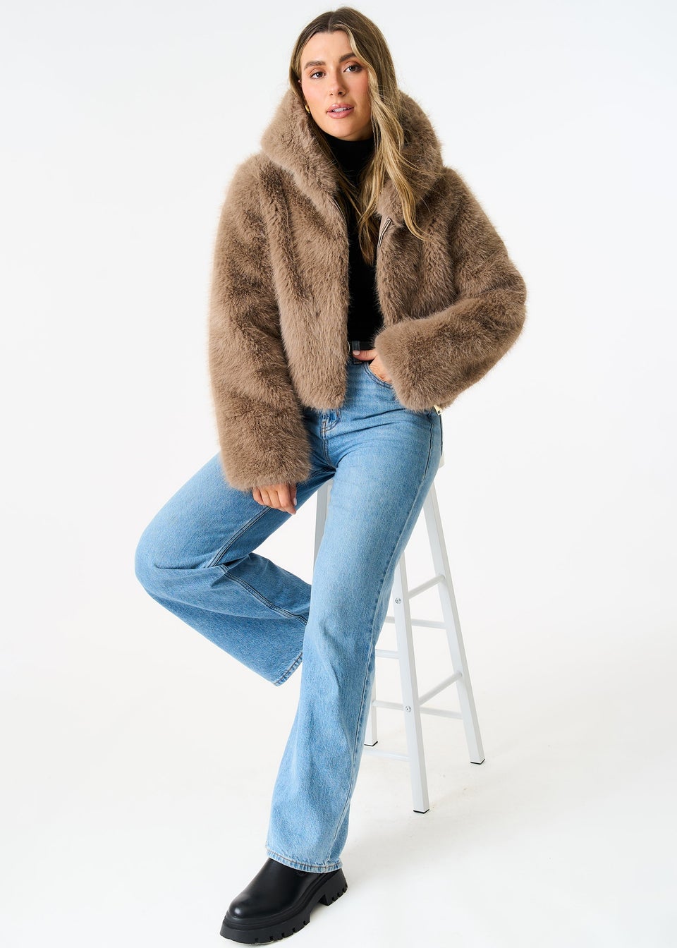 Gini London Stone Zip Front Cropped Faux Fur Jacket