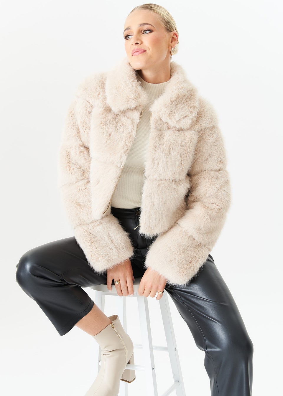 Gini London Beige Panel Faux Fur Cropped Jacket - Matalan