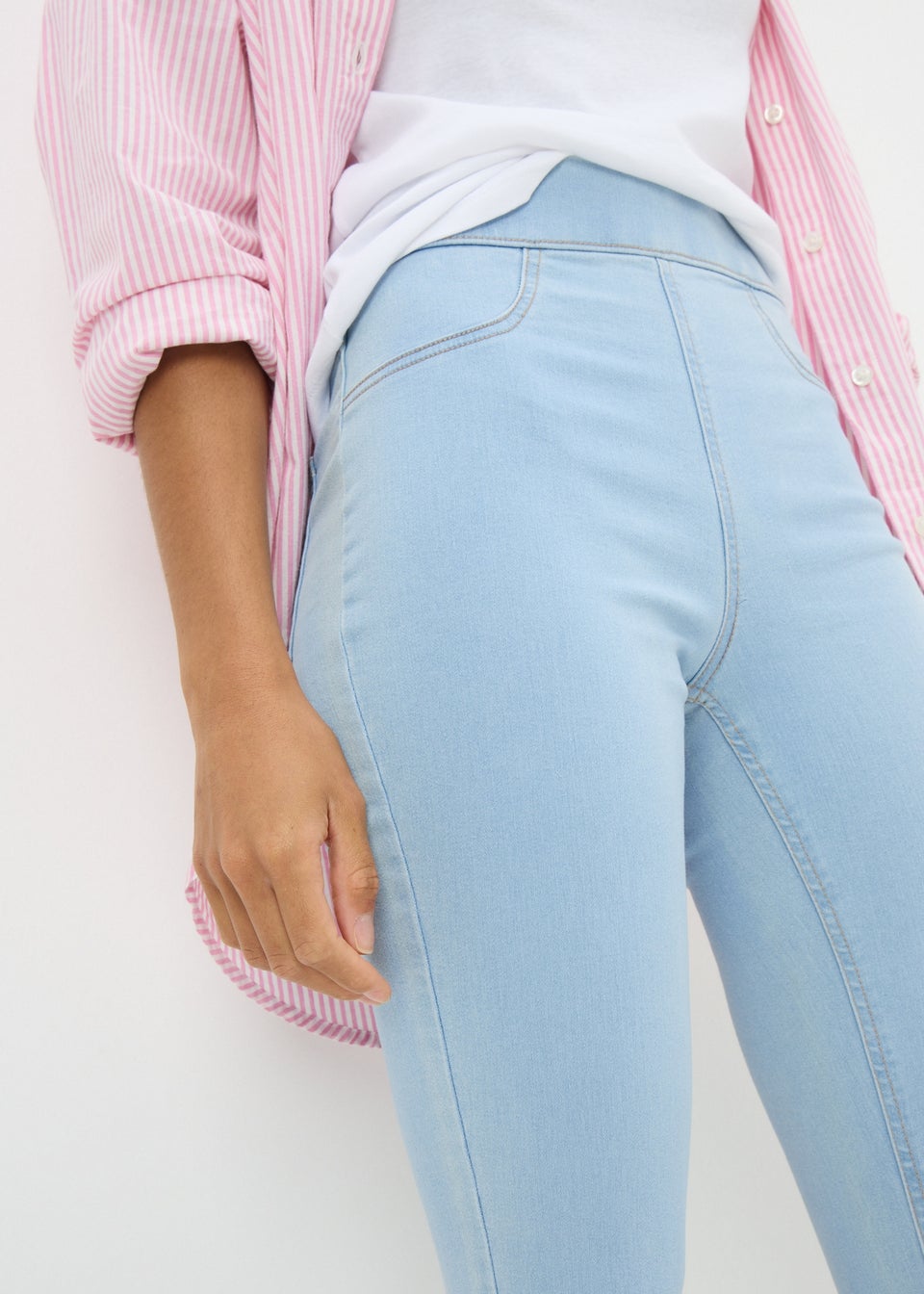 Lightwash Cropped Jeggings