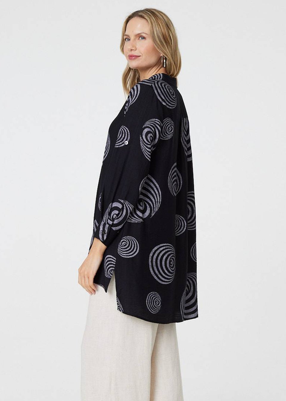 Izabel London Black Geo Print Long Sleeve Relaxed Shirt