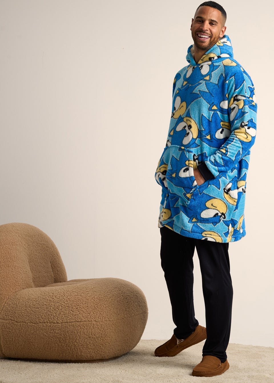 Sonic The Hedgehog Adult Hooded Blanket Matalan