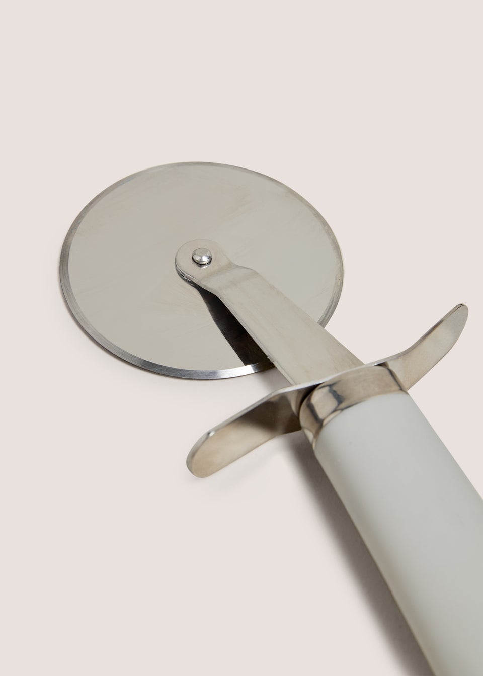 Grey Pizza Wheel