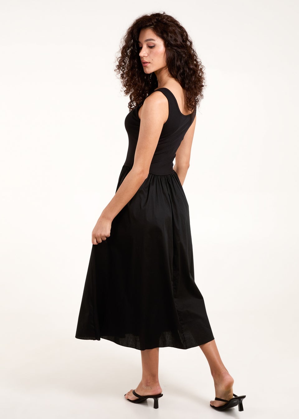 Black knee length dress for funeral 2025