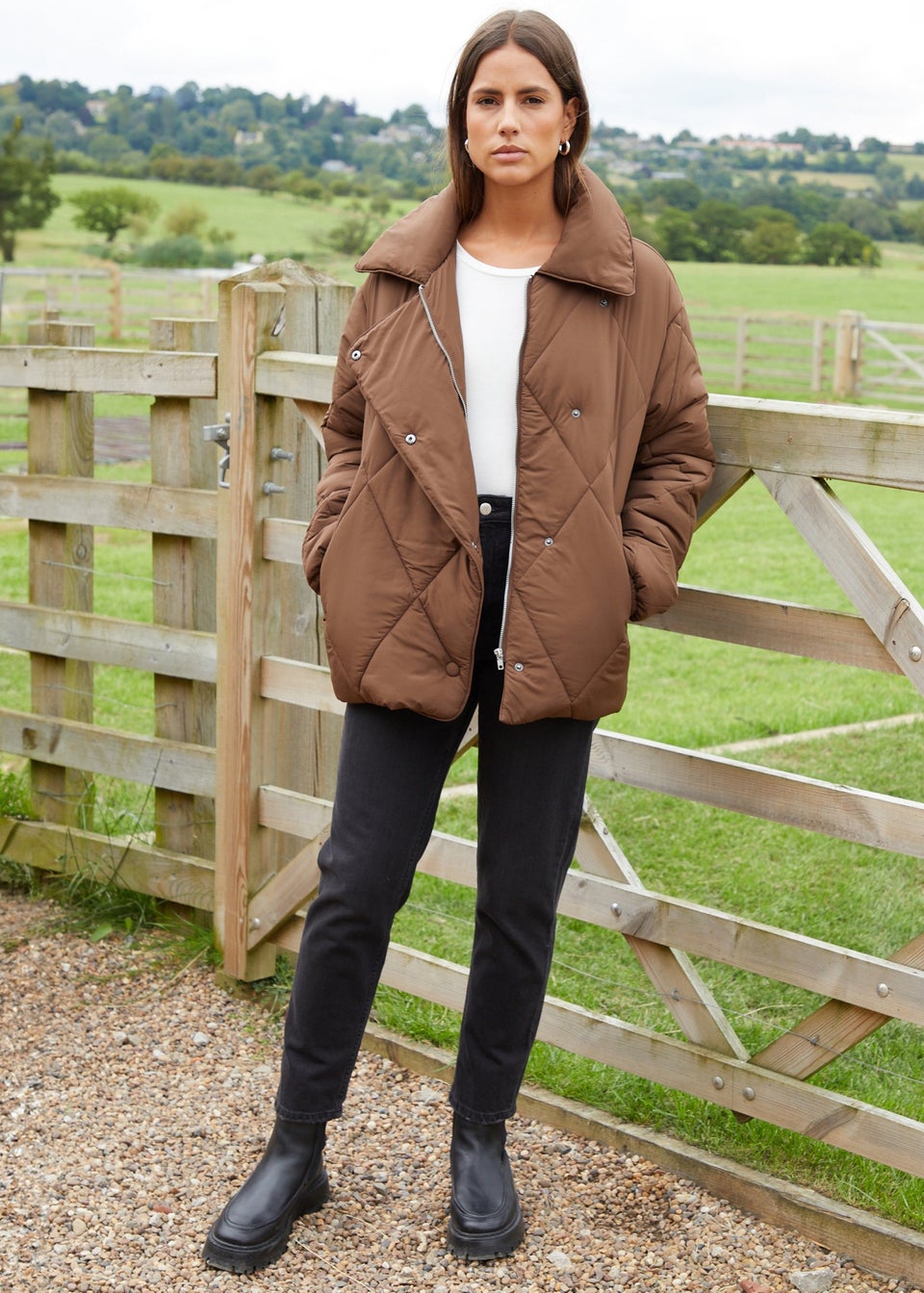 Threadbare Chocolate Freya Collared Diamond Quilted Short Jacket Matalan
