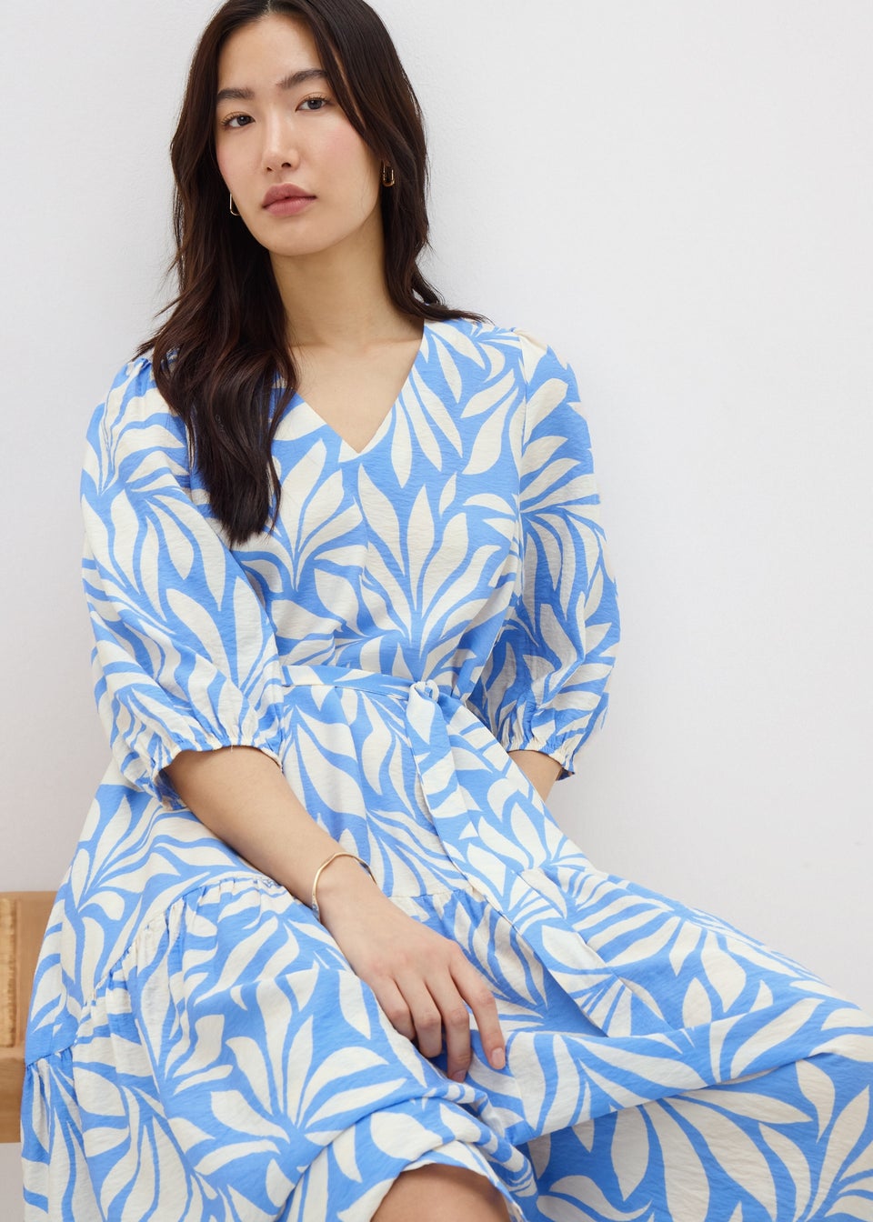 Et Vous Blue Palm Tie Waist Midaxi Dress
