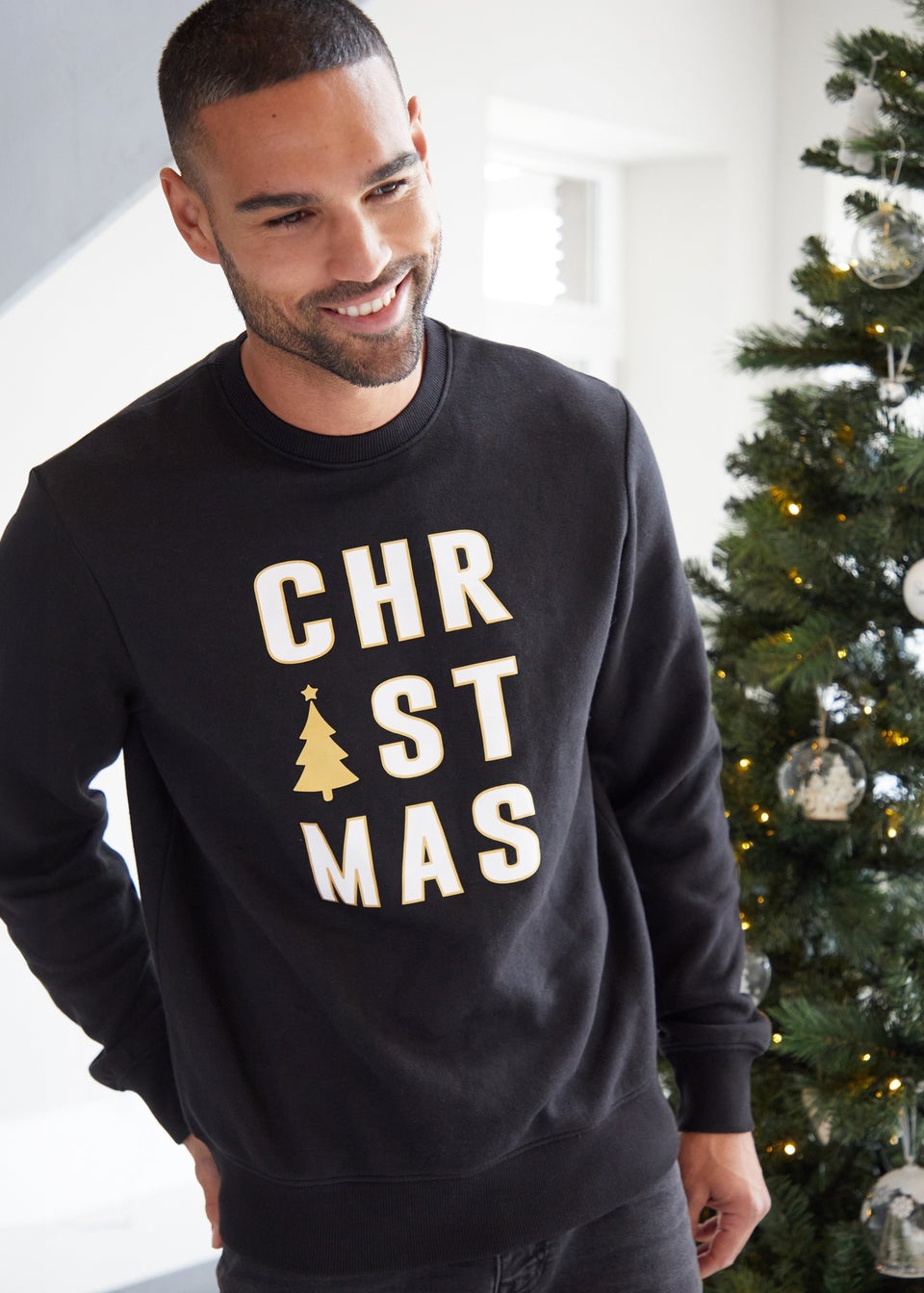 Black christmas tree jumper deals