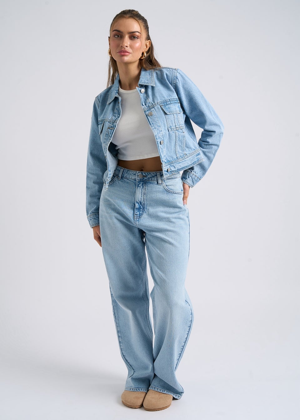 Urban Bliss Bleach Wide Leg Jean