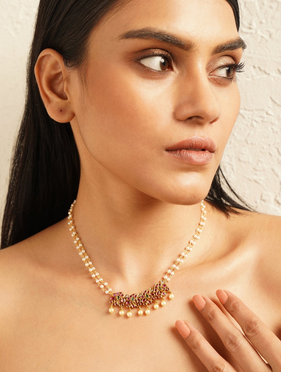 RNG Gallery women Pink Brass Hook Gold Tone Short Necklace
