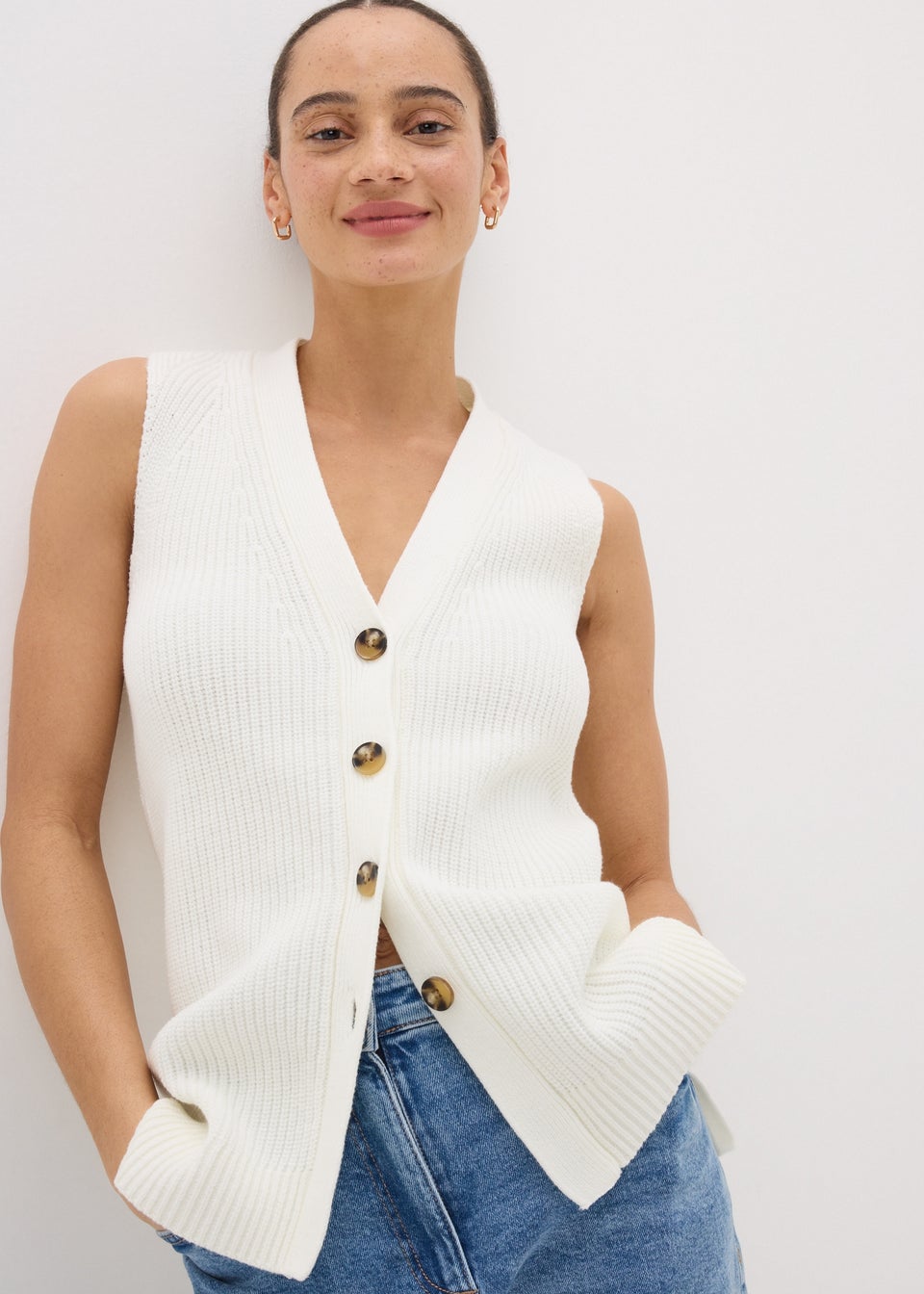 Cream Ribbed V-Neck Waistcoat